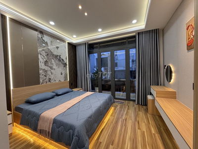 SỐ 6 TÀI LỘC VÔ HẠN PHẠM VĂN CHIÊU P.14 GV 6 TẦNG 64m² (4m X 16m)11,6T