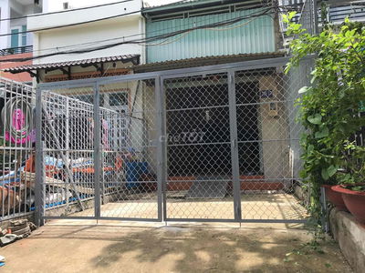 Nhà mặt tiền đường xe tải khu  Đại học Tài chính Kế toán
