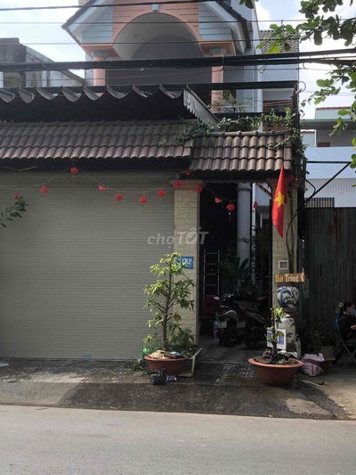 bán nhà mặt tiền kinh doanh đường lớn quân đoàn 4  tân phong biên hoà