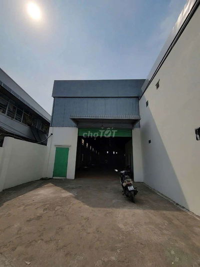 Cho thuê kho MT Kinh Doanh 1000m2 ngay Bệnh Viện Ung Bứu Cs2 giá 79tr
