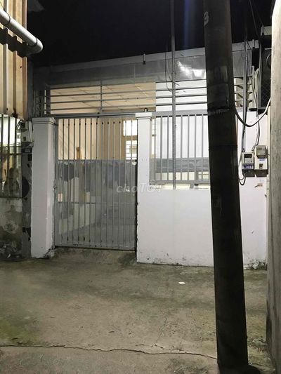 Mình cho thuê căn nhà 60 mét 2 phòng ngủ 1 p khach
