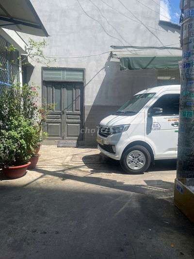 Bán nhà 4x12m hẻm xe hơi ngay chân cầu Tham Lương