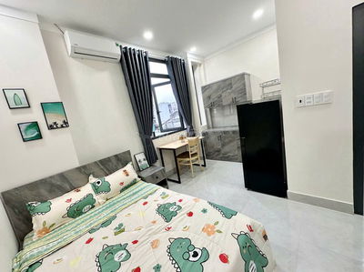 Cho thuê căn hộ Studio thang máy cửa sổ lớn ở Trần Hữu Trang Phú Nhuận