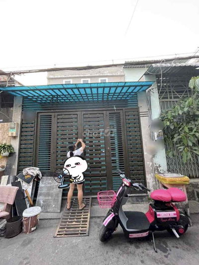 Nhà 4x13m Lửng Đúc (2PN 2WC) Hẻm 5m Thông. 1/ Chiến Lược. Bình Tân