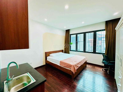 CHO THUÊ CCMN PHỐ DỊCH VỌNG. 25M2. THANG BỘ T3. GIÁ 5Tr6