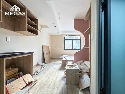 STUDIO CỬA SỔ TRỜI - BAN CÔNG XỊN SẴN MÁY GIẶT RIÊNG