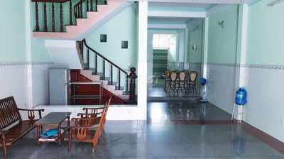 Nhà trệt 2 lầu mặt tiền kinh Doanh D1.vị trí VIP đang cho thuê 22tr/th