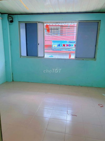 Cần cho thuê nguyên tầng 1 nhà mặt tiền đường quận 11