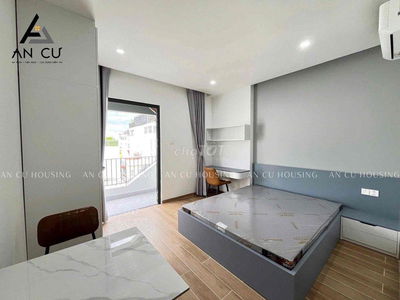 Cho thuê căn hộ ban công siêu thoáng máy giặt riêng đường Lê Văn Sỹ Q3