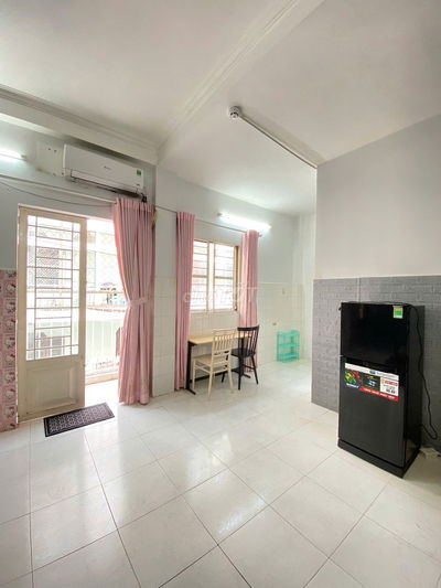 CĂN HỘ CAO CẤP FULL NỘI THẤT_BAN CÔNG THOÁNG MÁT_NGAY LOTTE CỘNG HÒA