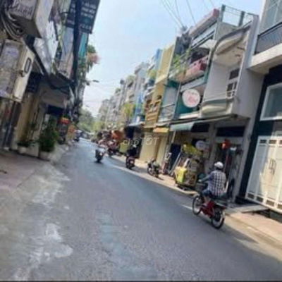 Cho Thuê Nhà MT Nội Bộ Lạc Long Quân .p5, Q11, DT: 3,3x10m 2L 2pn ,3wc