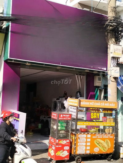 Bán nhà mặt tiền Đ.Trịnh Đình Thảo, nhà cấp 4, 5,6m x 31m, giá 9,9 tỷ