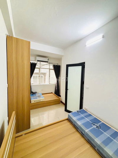 CCMN Hoàng Văn Thái rộng 40m, 1K1N, ban công, 4 người ở, nhận xe điện.