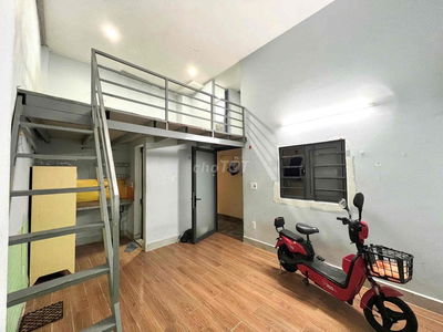 Căn Hộ Gác Trệt Có 2WC Nhận 4ng4xe Full Nội Thất Gần Cầu Vượt 3 Tháng2