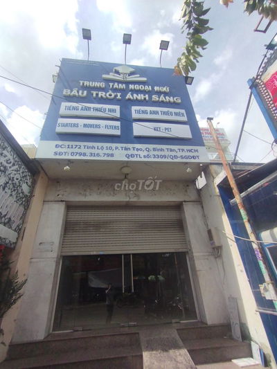 nguyên căn 1 trệt 3 lầu 1 sân thượng mặt tiền tỉnh lộ 10 có thang máy