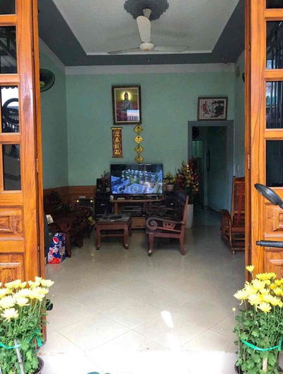 bán nhà cấp 4 sát đường Trần Hưng Đạo , phường đông hòa dĩ an