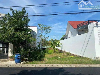 Bán đất mặt tiền 180m2 chỉ 1.1 Tỷ SHR Trần Văn Chẩm Tân Củ Chi