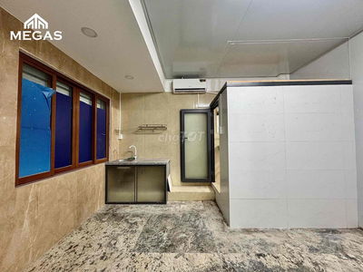 STUDIO NGAY CẦU SẮT APĐ - NTTU - VLCS3 - GÒ VẤP