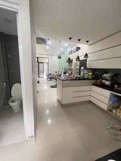 cho thuê nhà kv ngã 4 ga giá 13tr nhà đẹp