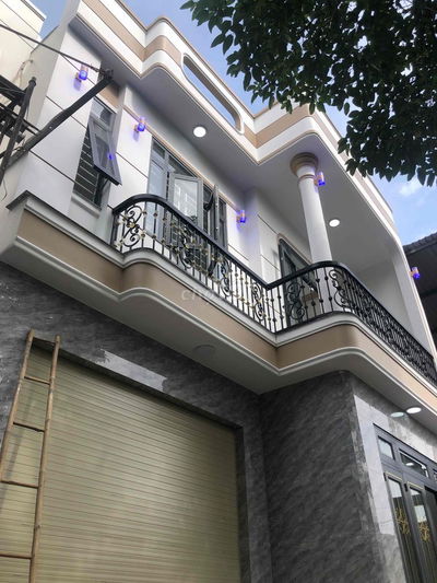 BÁN NHÀ MỚI XÂY GẦN CHỢ TÂN VẠN