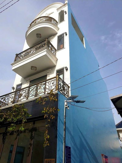 BÁN GẤP, nhà Bình Tân gần Tân Phú, 4 tầng, 135m2, HXH 6m, chỉ hơn 6 tỷ