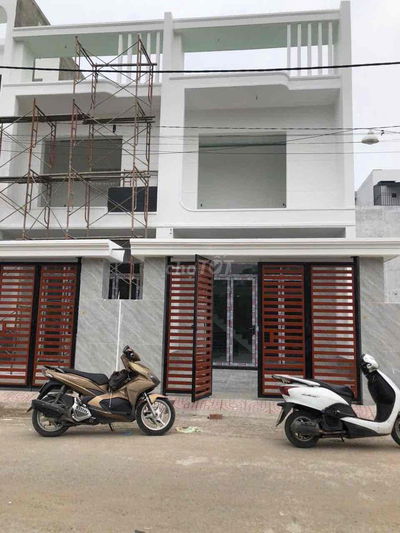 Bán Nhà 1 Trệt 1 Lầu - Mới Hoàn Thiện Xong
