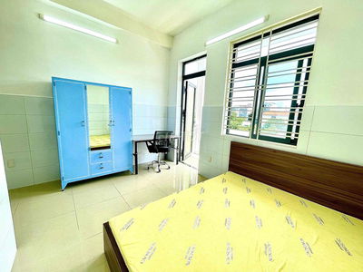 Cho thuê phòng studio ban công gần IUH