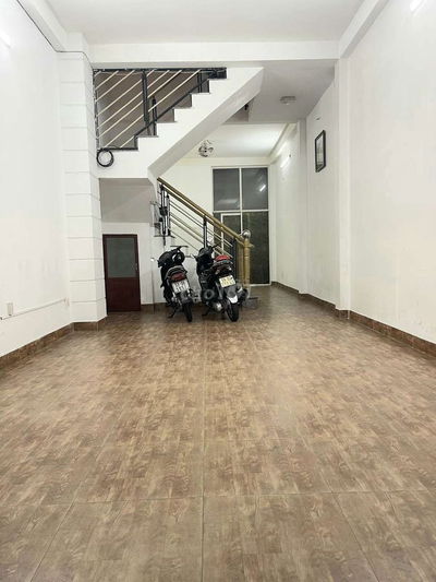 CHO THUÊ NHÀ MẶT TIỀN KINH DOANH P.PHÚ THỌ HÒA. 2PN, 3WC
