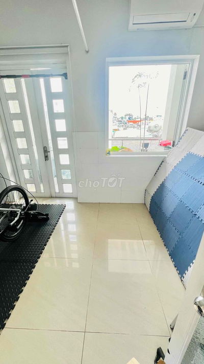 Cho Thuê Phòng Quận 1 có Cửa Sổ, Ban Công Thoáng Mát gần chợ Tân Định