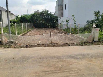 Mua bán chính chủ lô đất- 228m2 giá 550 triệu-Lê Thị Sắc-Tân Phú Trung