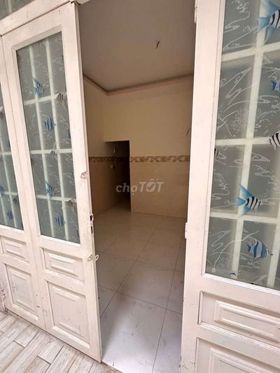 Cho thuê nhà Tô Ngọc vân Cầu bến phân 2 phòng ngủ 2wc