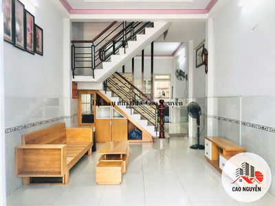 Nhà 4x16 1 lầu 2 phòng Đường Lê Văn Quới (có nội thất)