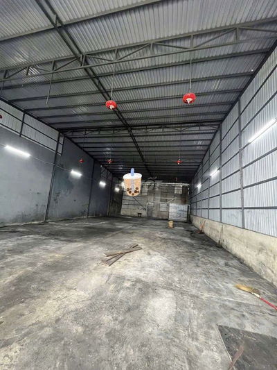 Cho thuê kho mặt tiền Đà Sơn, gần Hoàng Văn Thái