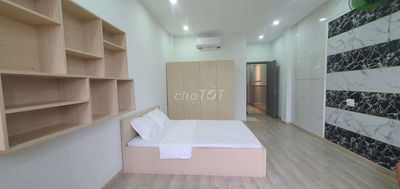 Phòng trọ thang máy, máy lạnh gần ĐH FPT, HUTECH, Khu CN cao TPHCM