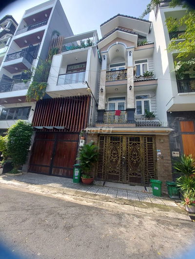 Hẻm nhựa 9m có lề đường Cống Lở, 5,2x16m, nhà 4 tầng chỉ 9,1 tỷ