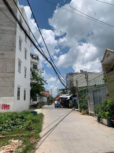 BÁN NHÀ 4 TẦNG KDC ĐỒNG BỘ HÀ HUY GIÁP THẠNH XUÂN Q12 SÁT NGÃ 4 GA