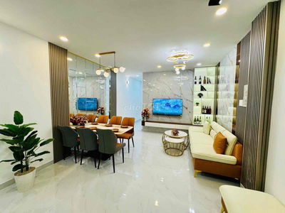 KẾ BÊN QUẬN 10 - HẺM XE HƠI - 2 TẦNG 3PN - DT 4.2m x 13m - Tặng full n