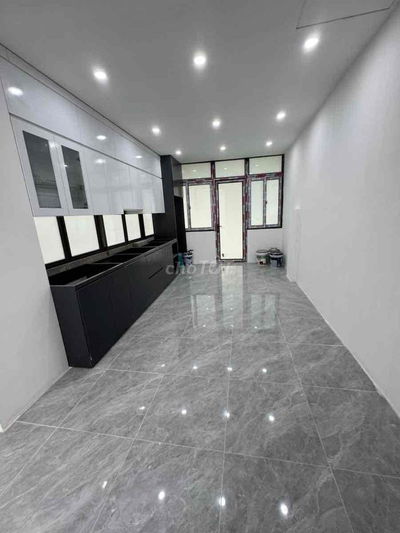 nhà mới đống đa có thang máy