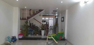 cần bán nhà nguyên căn