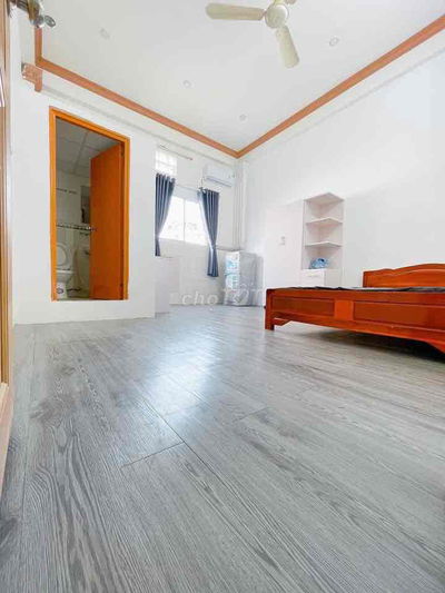 phòng gần trường y dược và trường đại học chính chủ cho thuê
