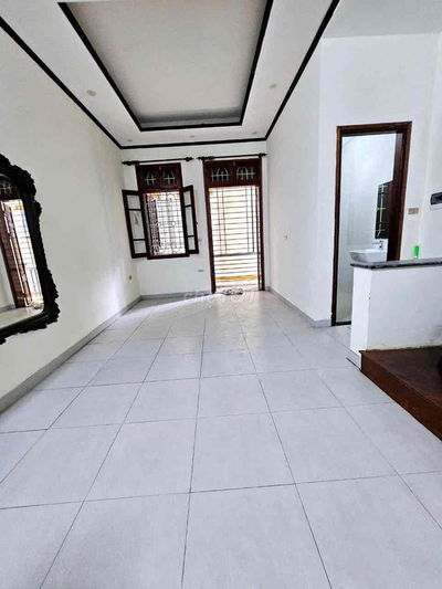 Bán nhà ngõ ô tô tránh Hoàng Văn Thái 50m 4 tầng mt 5m 2 thoáng