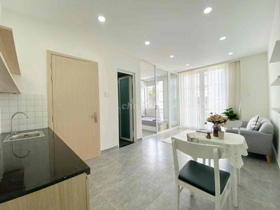 Căn hộ 1 Phòng Ngủ Ban Công Ngay Liên Phường, Lake View, Sky 9