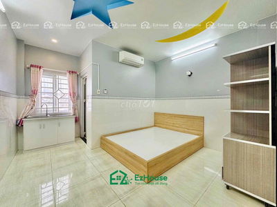 TRỐNG SẴN STUDIO ĐẦY ĐỦ NỘI THẤT CỬA SỔ TRỜI THOÁNG MÁT