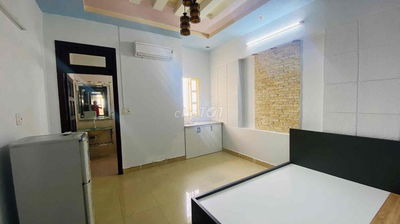 Chính chủ cho thuê phòng trọ full nội thất. Có thang máy, cửa sổ trời