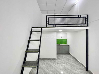 Phòng Mới Xây Siêu Đẹp Giá Rẻ Gân IUH 800m