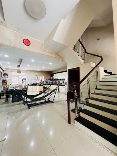 Nhà mặt tiền kinh doanh khu Tên Lửa, 6x21m 4 lầu.