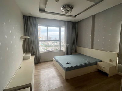 Sai gon Royal - 2PN- Full nội thất - River side - 30 tr/ tháng