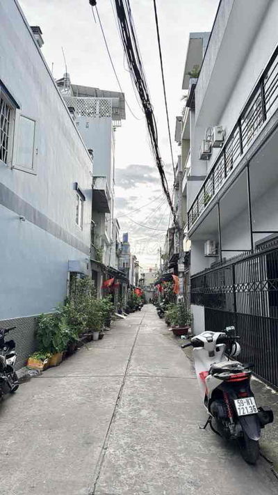 NHÀ MẶT TIỀN ĐƯỜNG 1C .BÌNH HƯNG HÒA.BÌNH TÂN.GIÁ 4.3 TỶ .GIÁP TÂN PHÚ