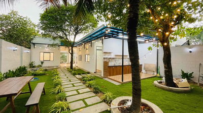 Nhà rộng có sân vườn Hóc Môn cá koi 240m2 bán gấp giá bèo
