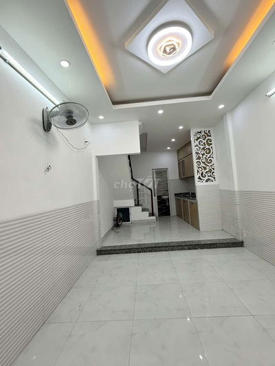 Nhà Mới Rộng 1 Trệt 1 lầu 3,5x10m 1 Phòng hẻm 137 Trần Đình Xu